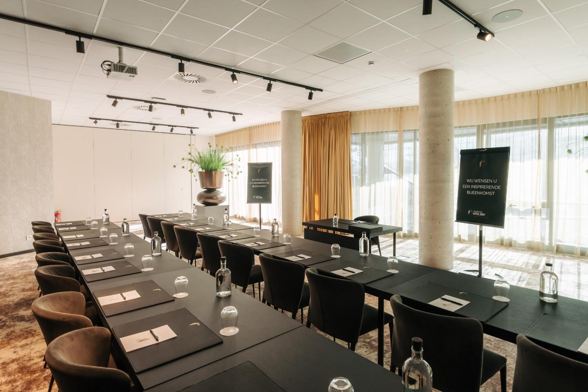 Van Der Valk Hotel Gent Exteriör bild